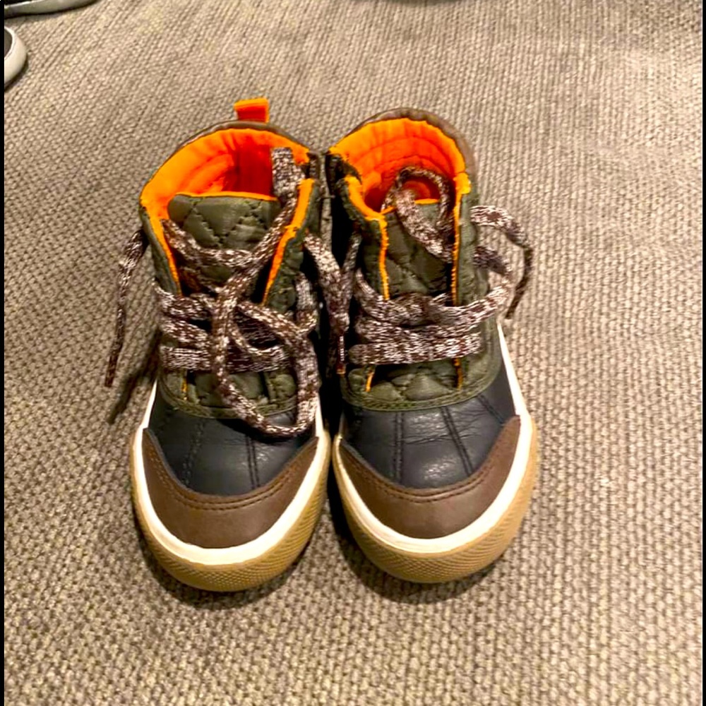 Boys Cat & Jack High Top Tennis Shoes